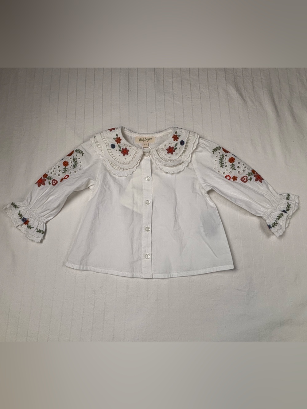 NWT Petit Sezane 6 month girls White Button Blouse Red & Green Floral Embroidery